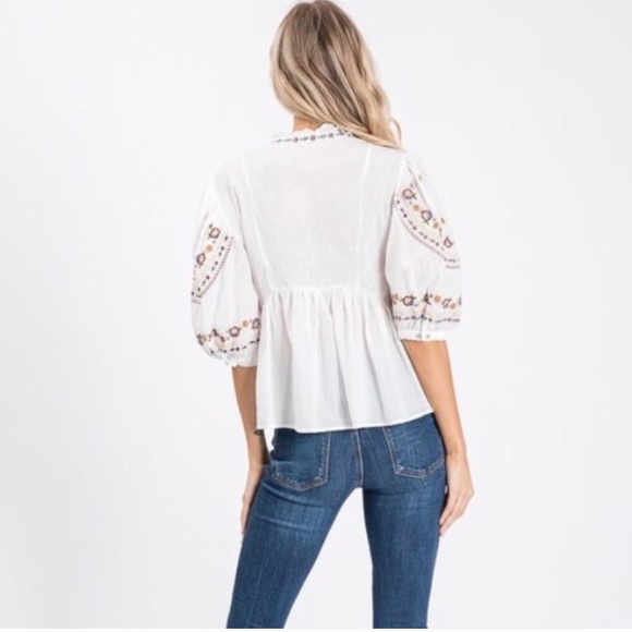 SOLD OUT Boho Vintage Embroidered Ivory Peasant Blouse - Picture 2 of 4